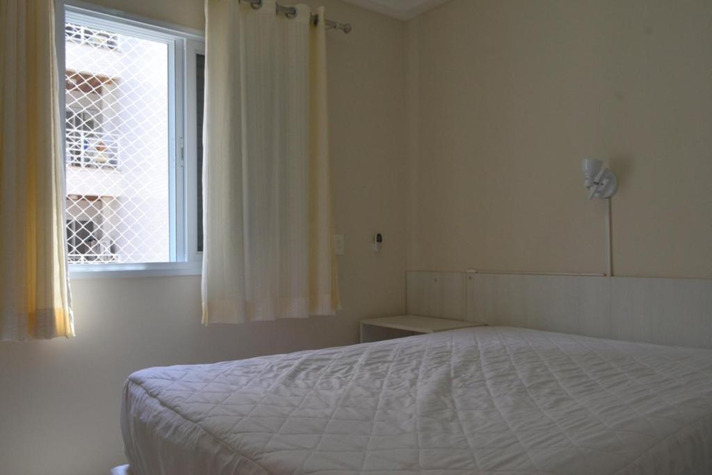 Aluga-se Apto 2 Quartos, Sendo 1 Suite, 3 Ar Cond. Mobilia Completa - Grande Ubatuba/sp Ubatuba